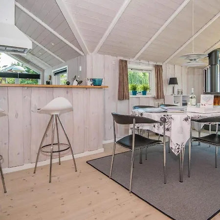 Three-bedroom In Bjert 2 Sonder Bjert